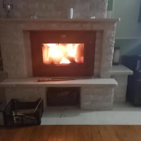 Drinski Biser Sa Bazenom