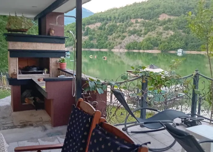 Drinski Biser Sa Bazenom Višegrad